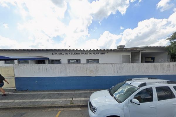 Imagem da fachada PROFª SILVIA HELENA GARCIA MARTINS